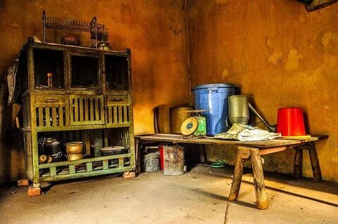 Vì sao ngón tay nhăn nheo khi ngâm nước?